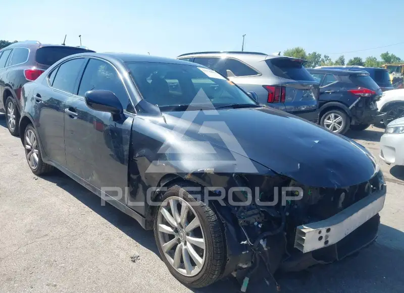 2008 Lexus IS250 photo