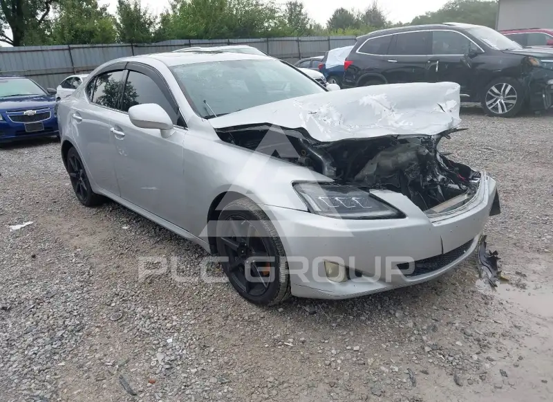 2008 Lexus IS250 photo