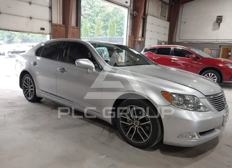 2008 Lexus LS460 photo