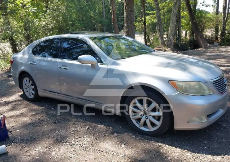 2008 Lexus LS460 photo
