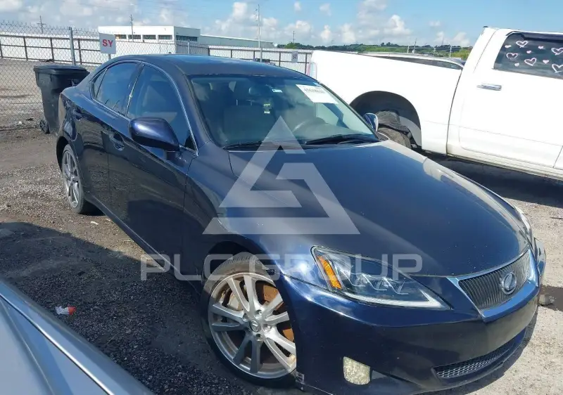 2008 Lexus IS350 photo