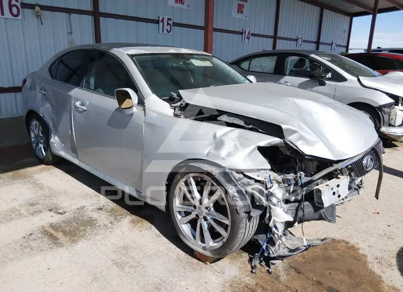 2008 Lexus IS350 photo