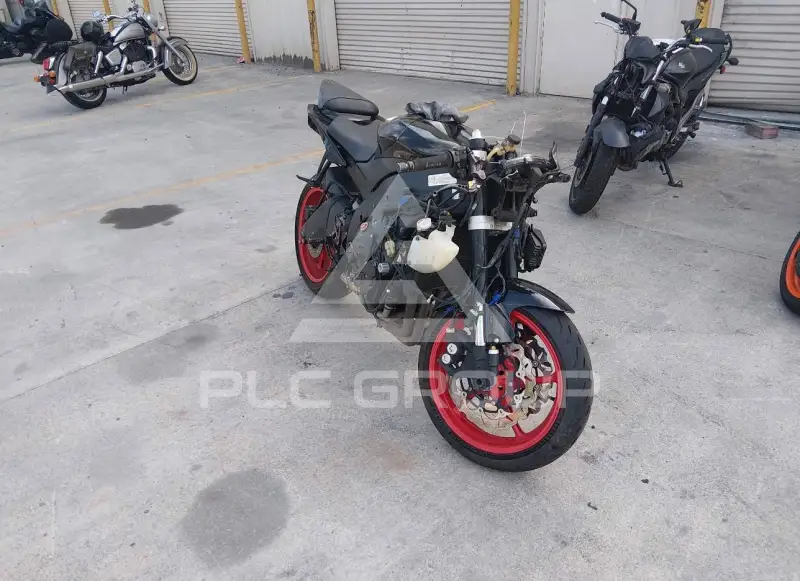 2008 Yamaha YZF-R6 фото