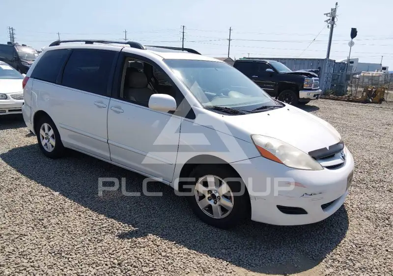 2008 Toyota SIENNA фото