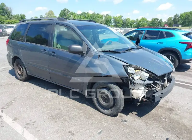 2008 Toyota SIENNA photo