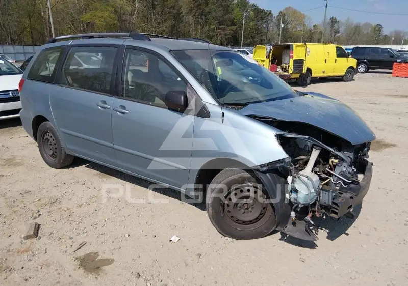2008 Toyota SIENNA photo