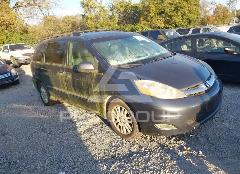 2008 Toyota SIENNA photo