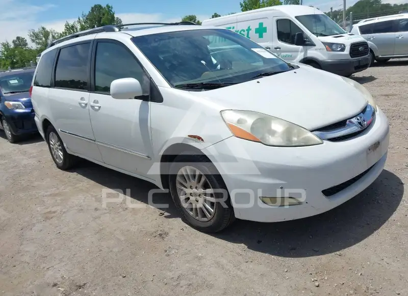 2008 Toyota SIENNA photo