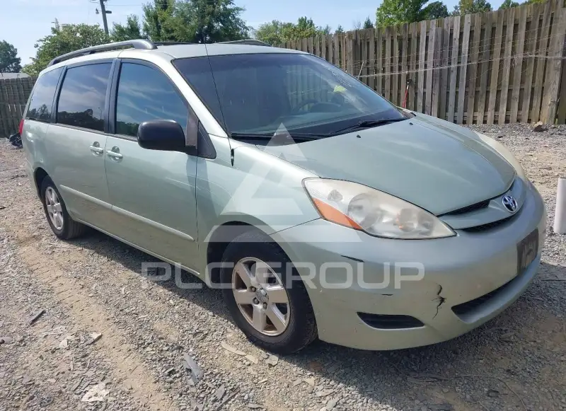 2008 Toyota SIENNA photo