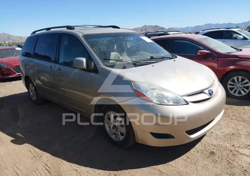 2008 Toyota SIENNA photo