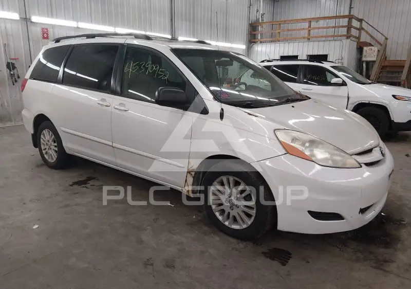 2008 Toyota SIENNA фото