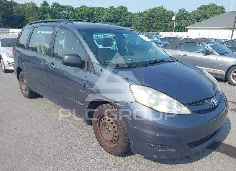 2008 Toyota SIENNA photo