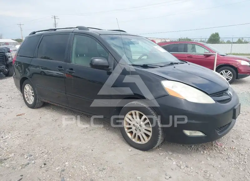 2008 Toyota SIENNA photo