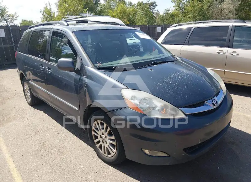 2008 Toyota SIENNA photo