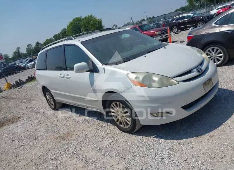 2008 Toyota SIENNA фото