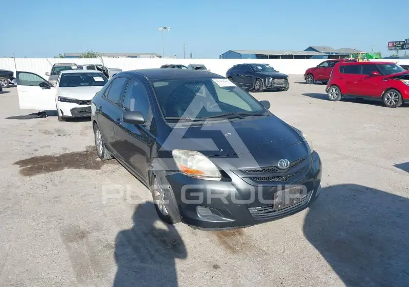 2008 Toyota YARIS photo