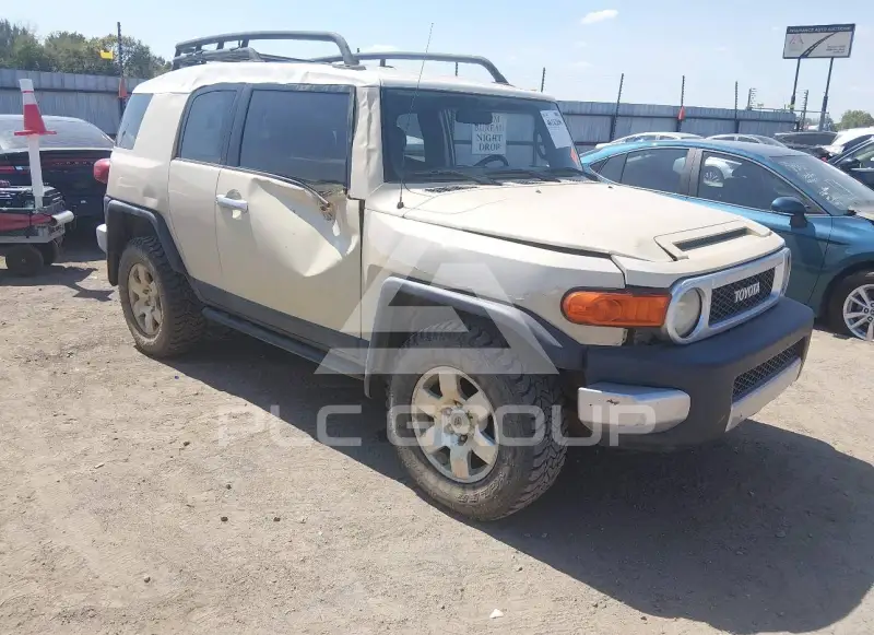 2008 Toyota FJ Cruiser photo