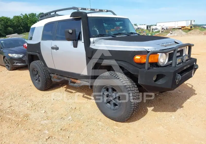 2008 Toyota FJ Cruiser фото