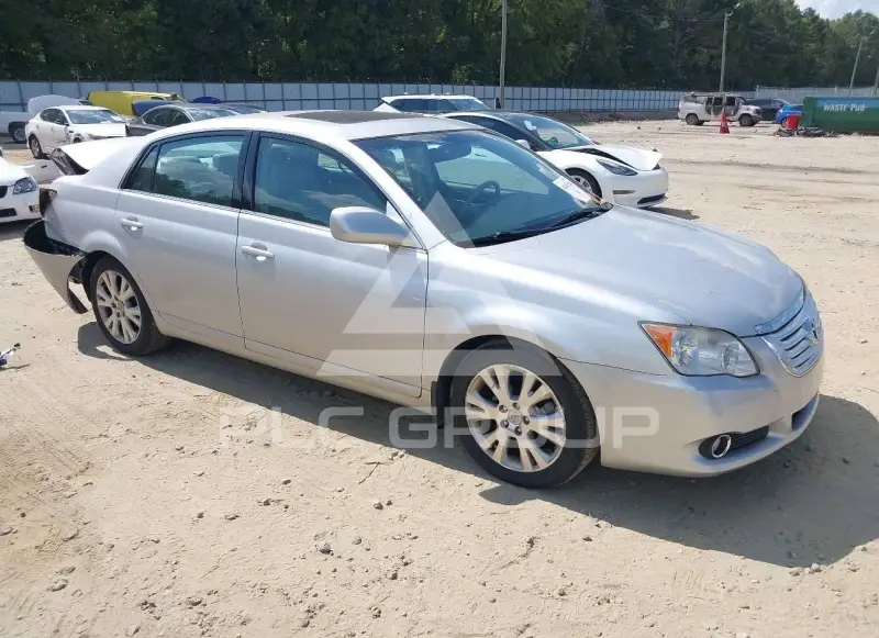 2008 Toyota AVALON photo