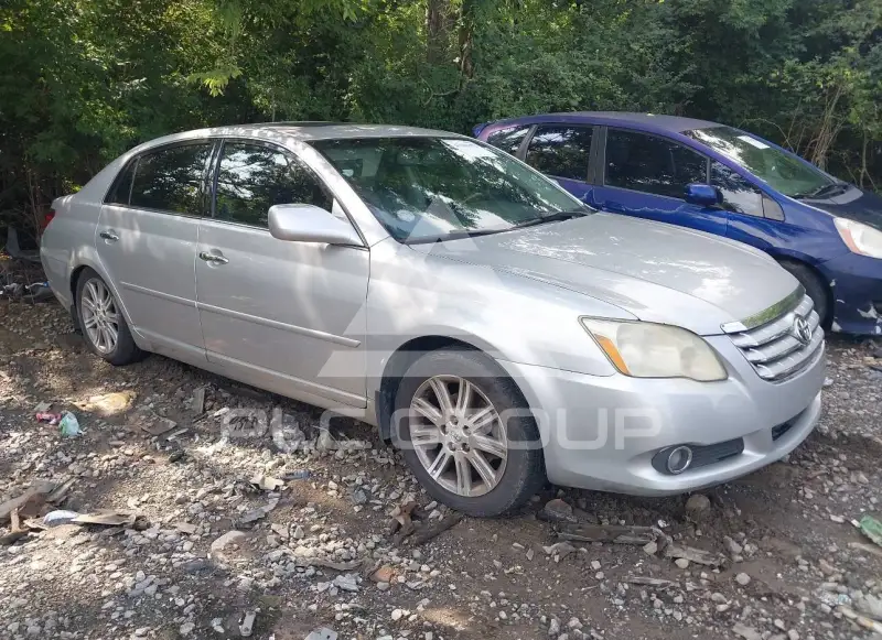 2008 Toyota AVALON фото