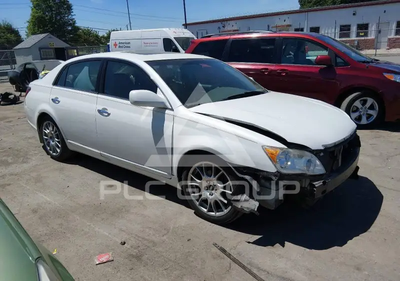 2008 Toyota AVALON фото