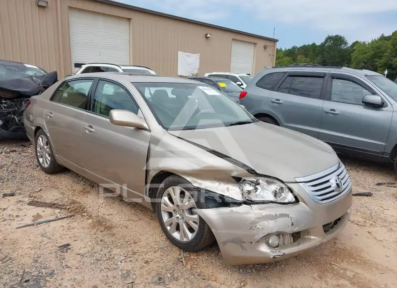 2008 Toyota AVALON photo