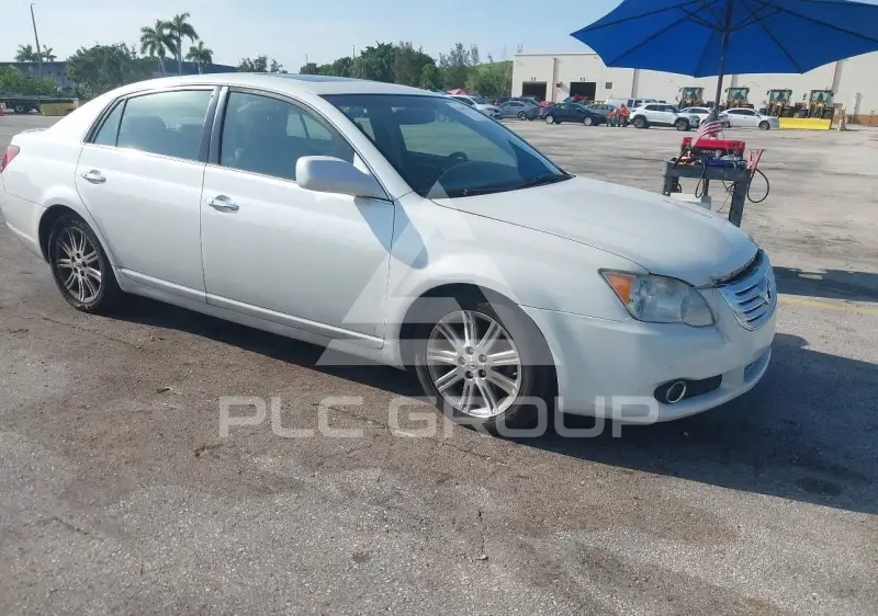 2008 Toyota AVALON фото