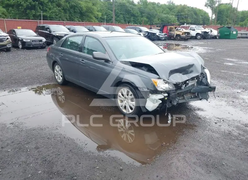2008 Toyota AVALON фото