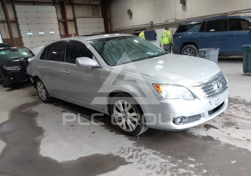 2008 Toyota AVALON фото