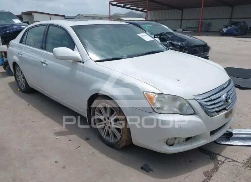 2008 Toyota AVALON фото