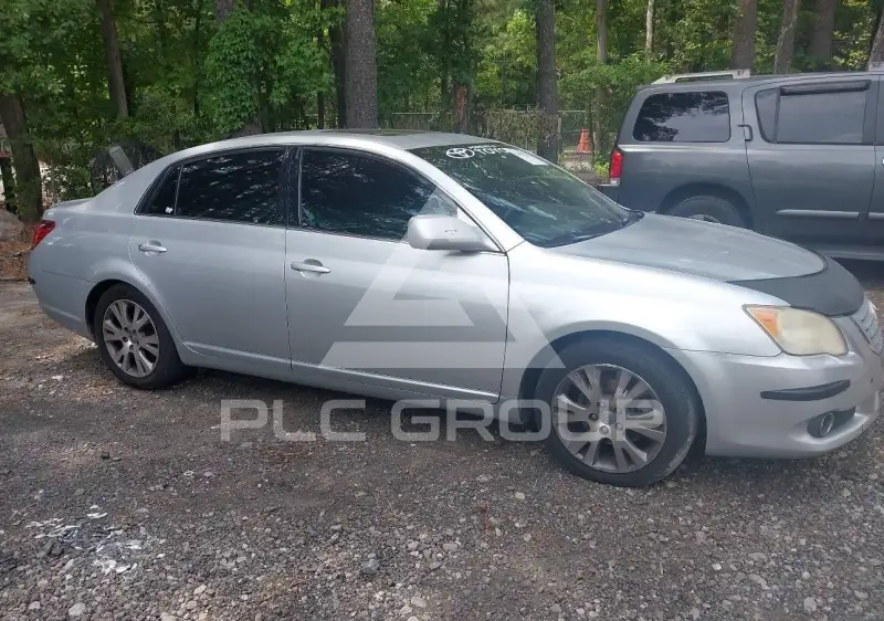 2008 Toyota AVALON фото