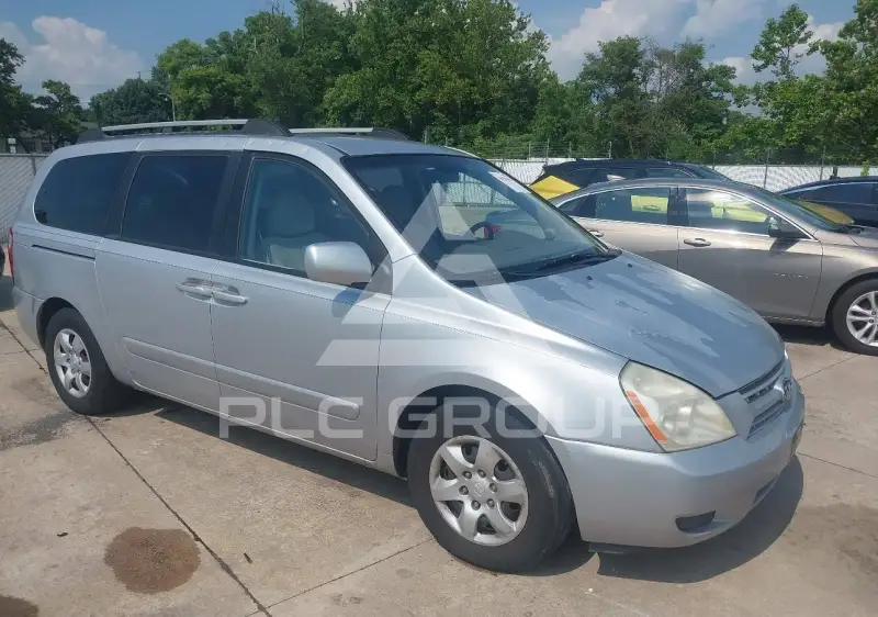 2008 KIA Sedona фото