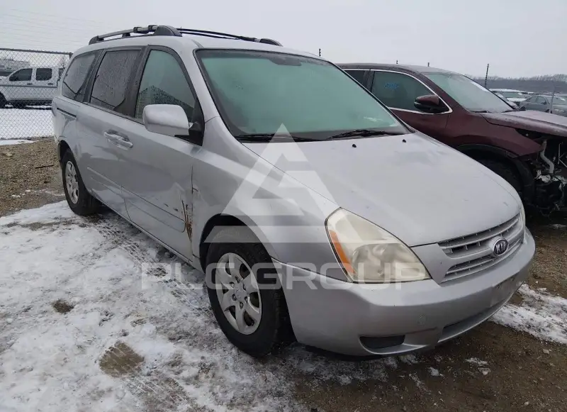 2008 KIA Sedona фото