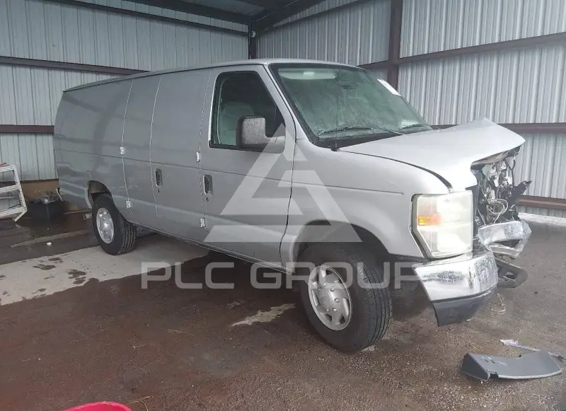 2008 Ford E-350 photo