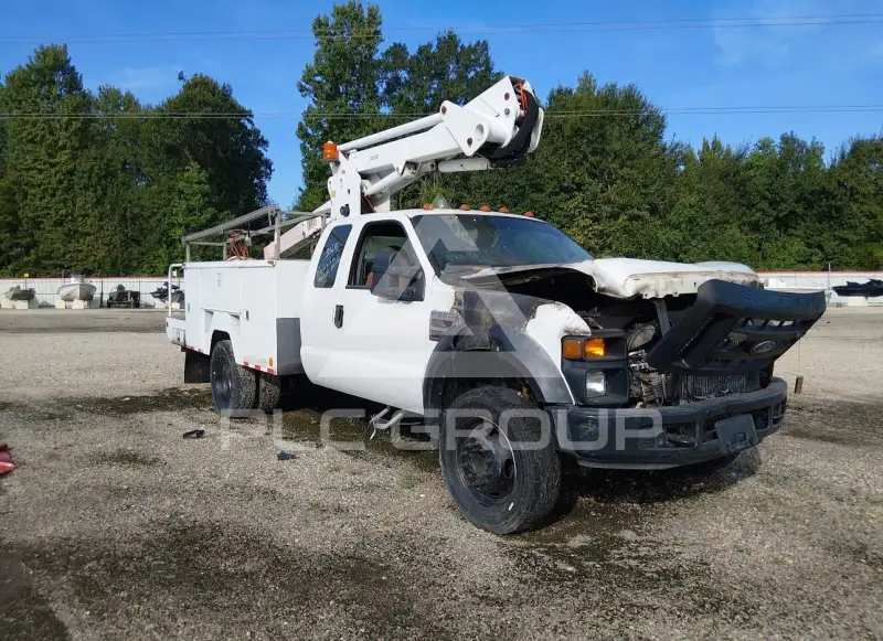 2008 Ford F-550 фото
