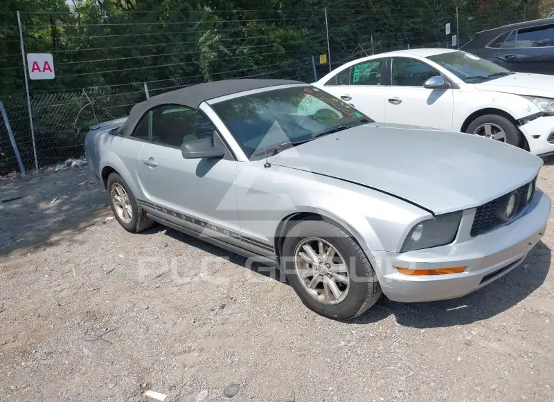 2008 Ford MUSTANG photo
