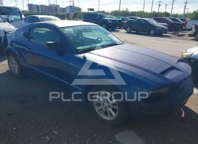 2008 Ford MUSTANG photo