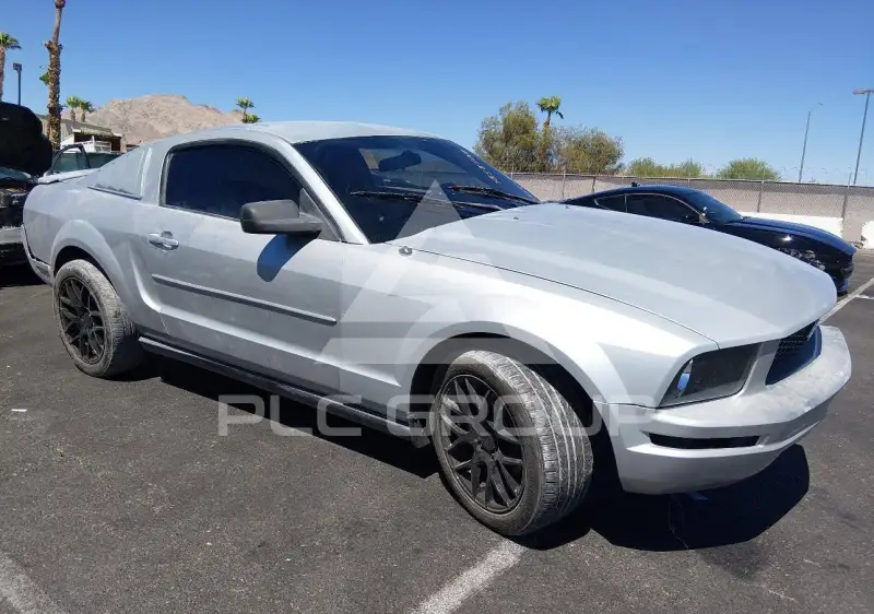 2008 Ford MUSTANG photo