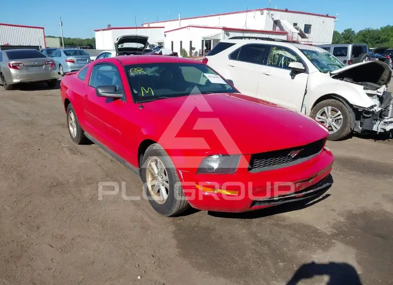 2008 Ford MUSTANG фото