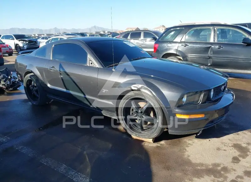 2008 Ford MUSTANG фото