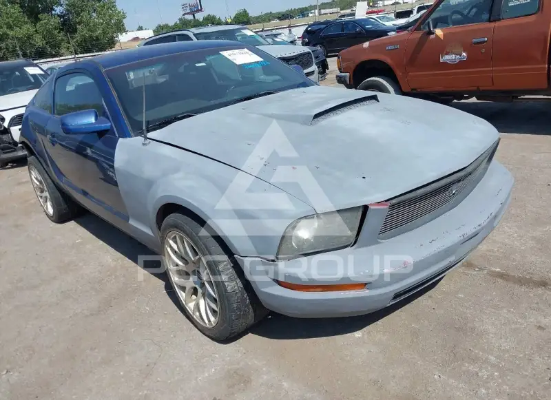 2008 Ford MUSTANG фото
