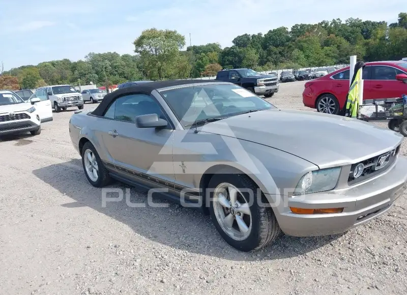 2008 Ford MUSTANG фото