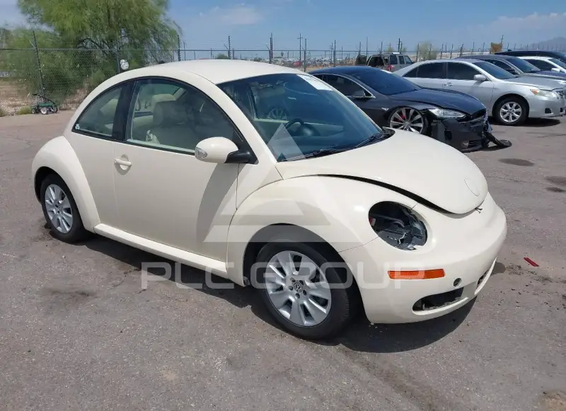 2008 Volkswagen BEETLE photo