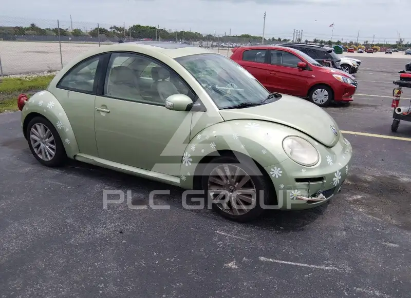 2008 Volkswagen BEETLE photo