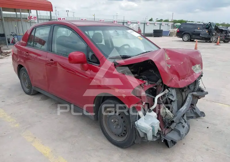 2009 Nissan VERSA photo
