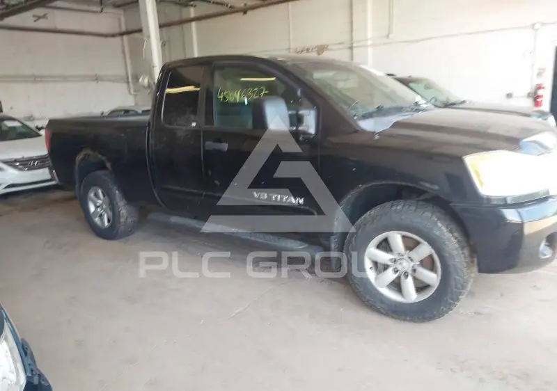 2009 Nissan TITAN фото
