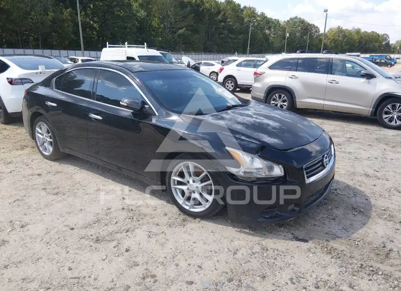 2009 Nissan MAXIMA photo
