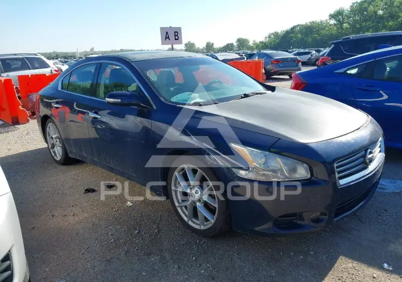 2009 Nissan MAXIMA photo