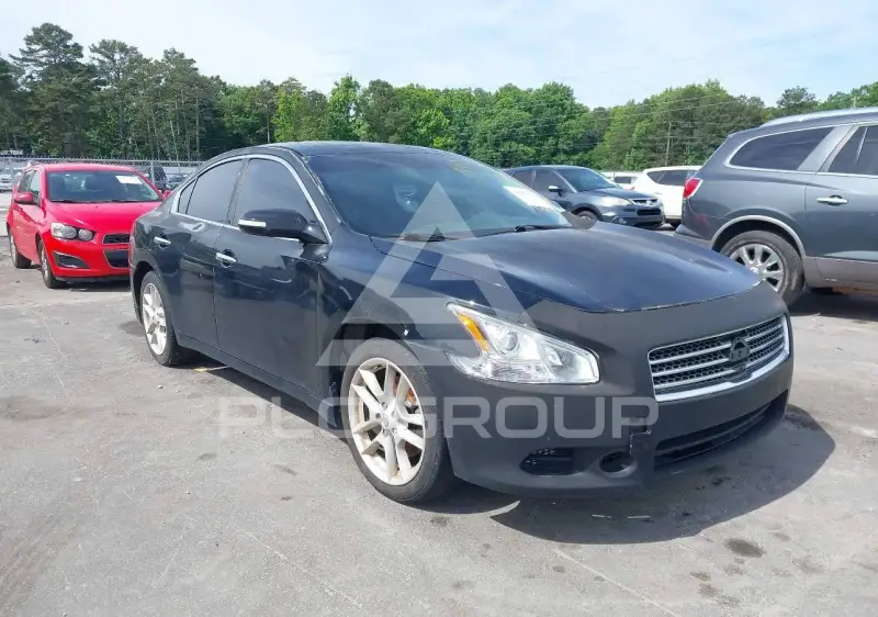 2009 Nissan MAXIMA photo