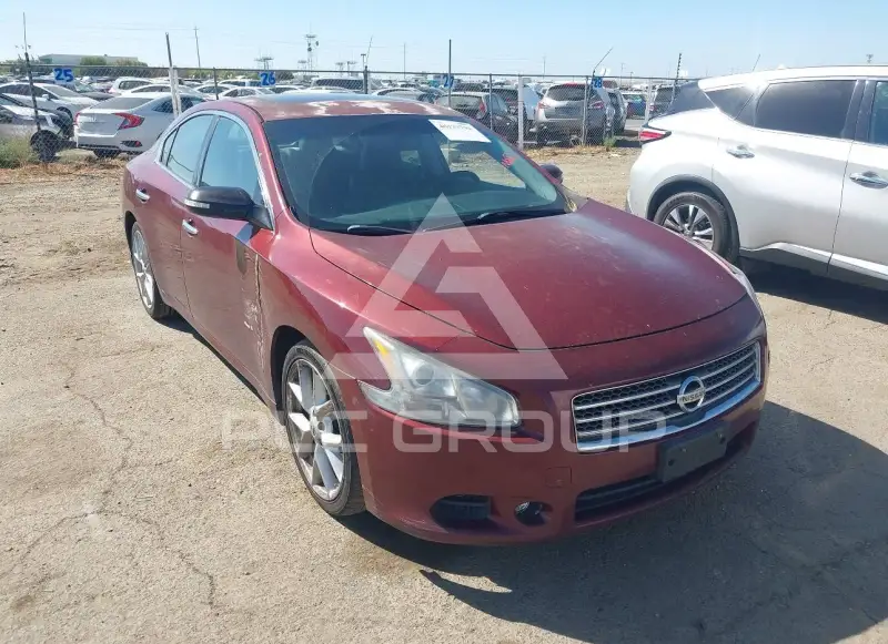 2009 Nissan MAXIMA photo